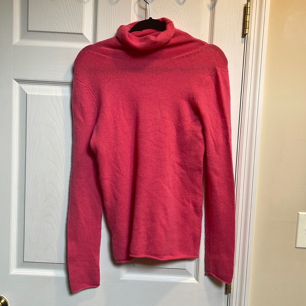 Ann Taylor small pink cashmere turtleneck sweater